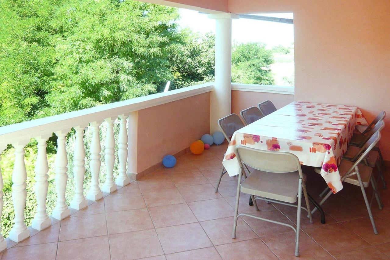 Apartments Ljilja In Privlaka, Near Sandy Beach Privlaka  Exterior foto